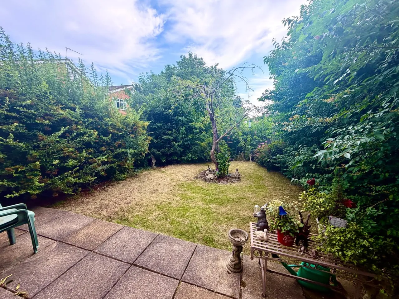 Brandon Thorpe Lea Road, Surrey Egham, TW20, photo 7