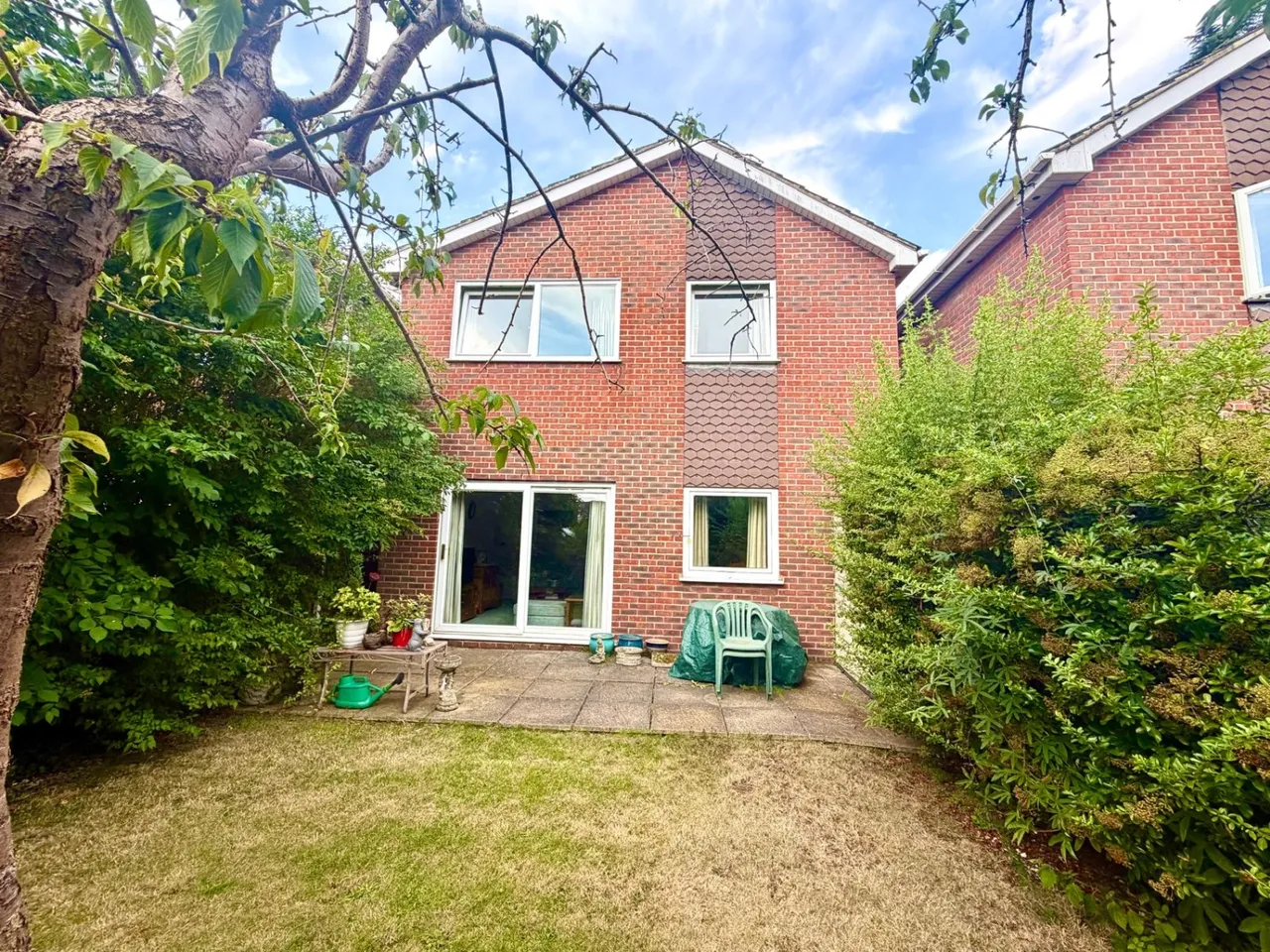 Brandon Thorpe Lea Road, Surrey Egham, TW20, photo 8