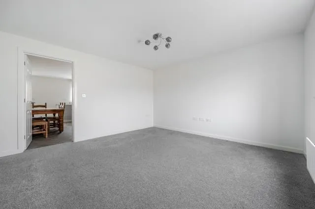 Martingale Grove, Arborfield Green, RG2, photo 5