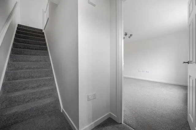 Martingale Grove, Arborfield Green, RG2, photo 7