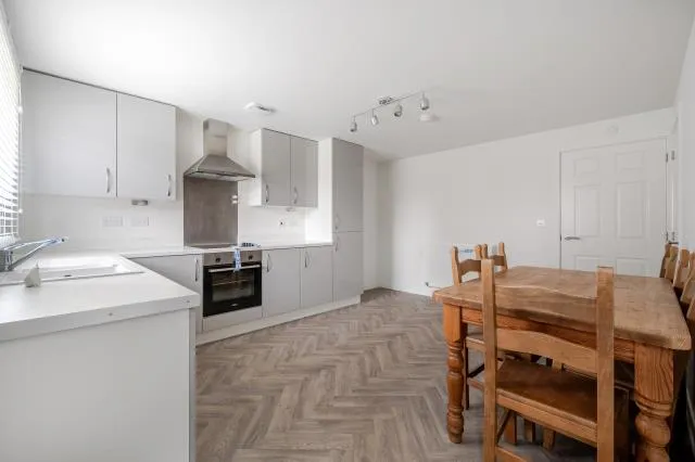 Martingale Grove, Arborfield Green, RG2, photo 4