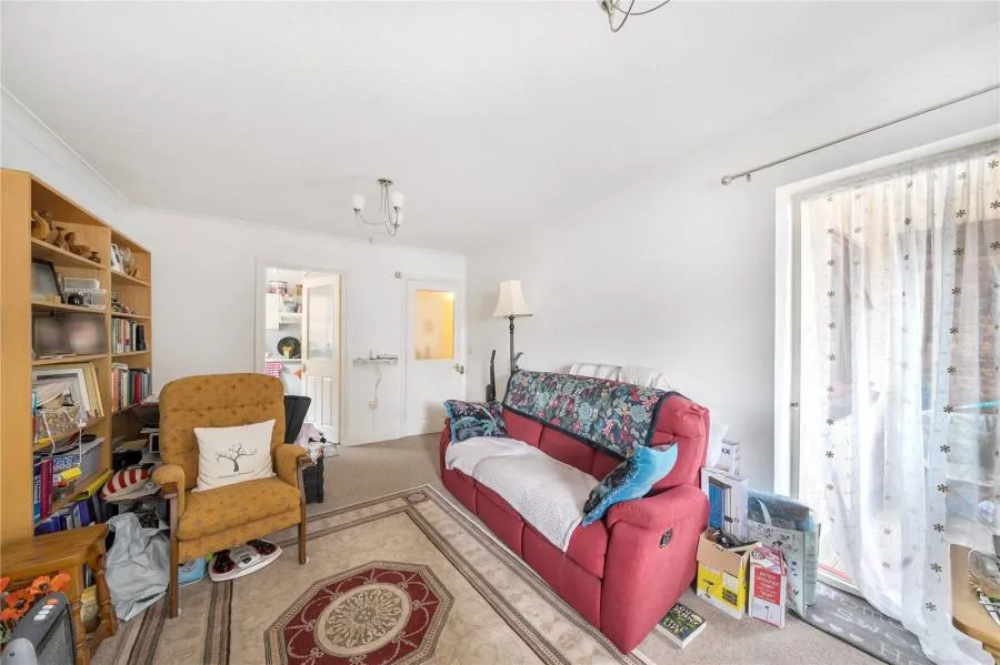 College Road, Epsom, KT17, photo 11