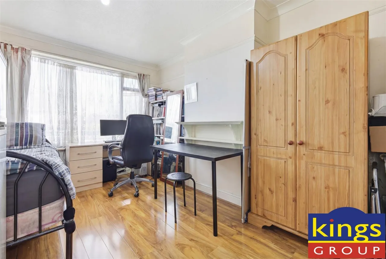 Middlesborough Road, Edmonton, N18, photo 10