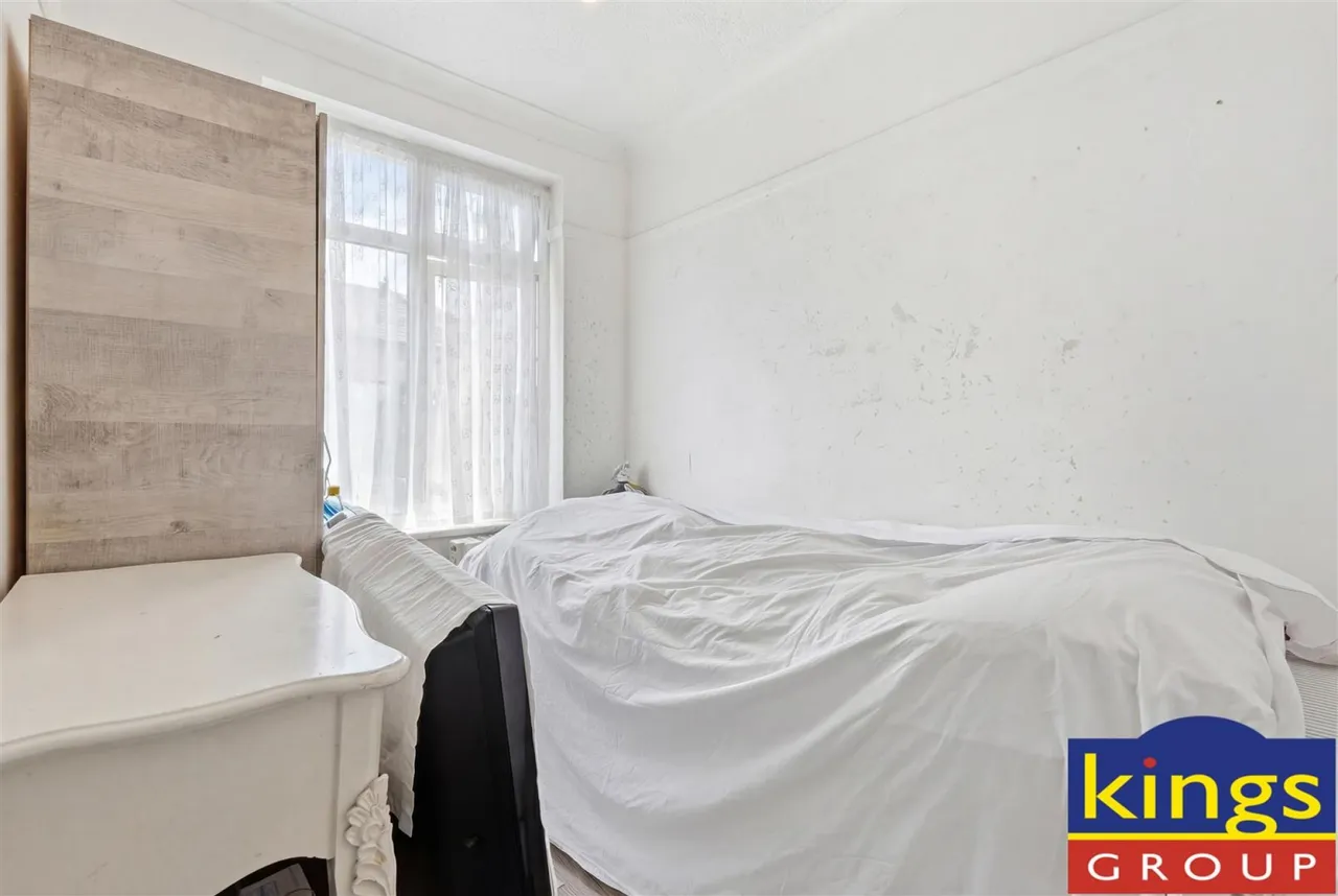 Middlesborough Road, Edmonton, N18, photo 11