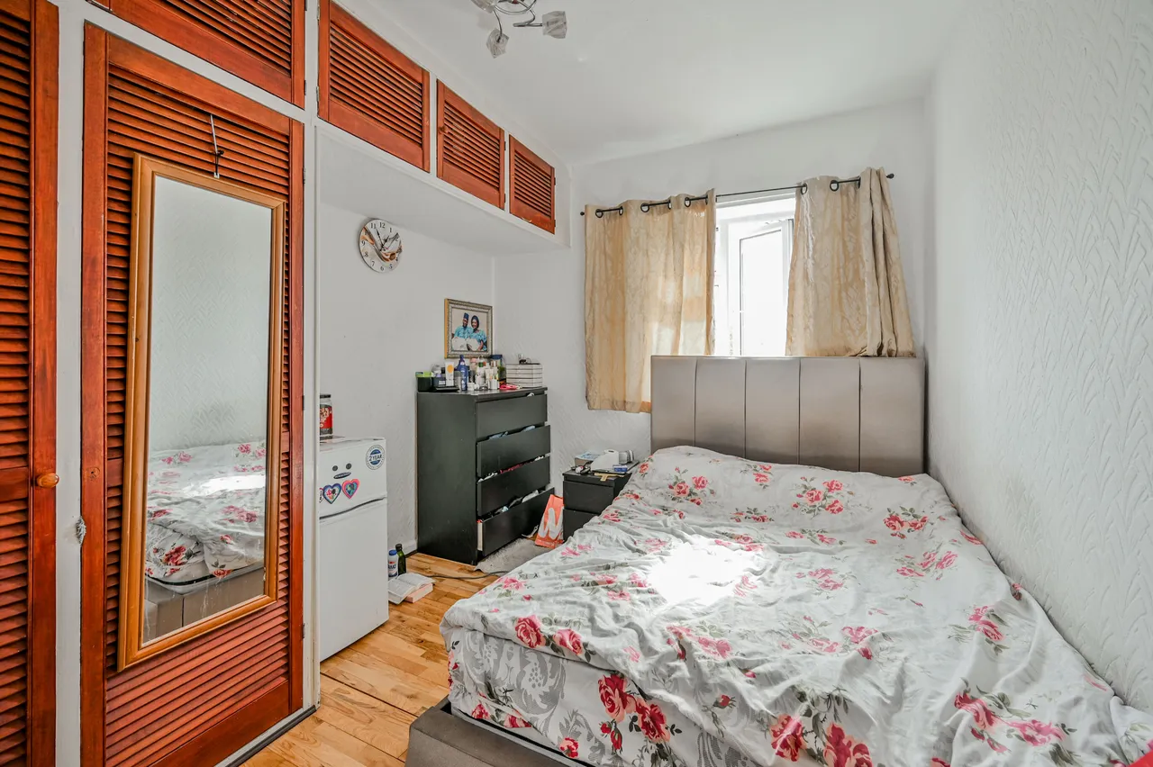 London, N17, photo 9