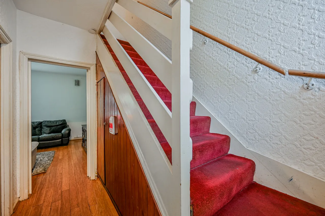 London, N17, photo 14