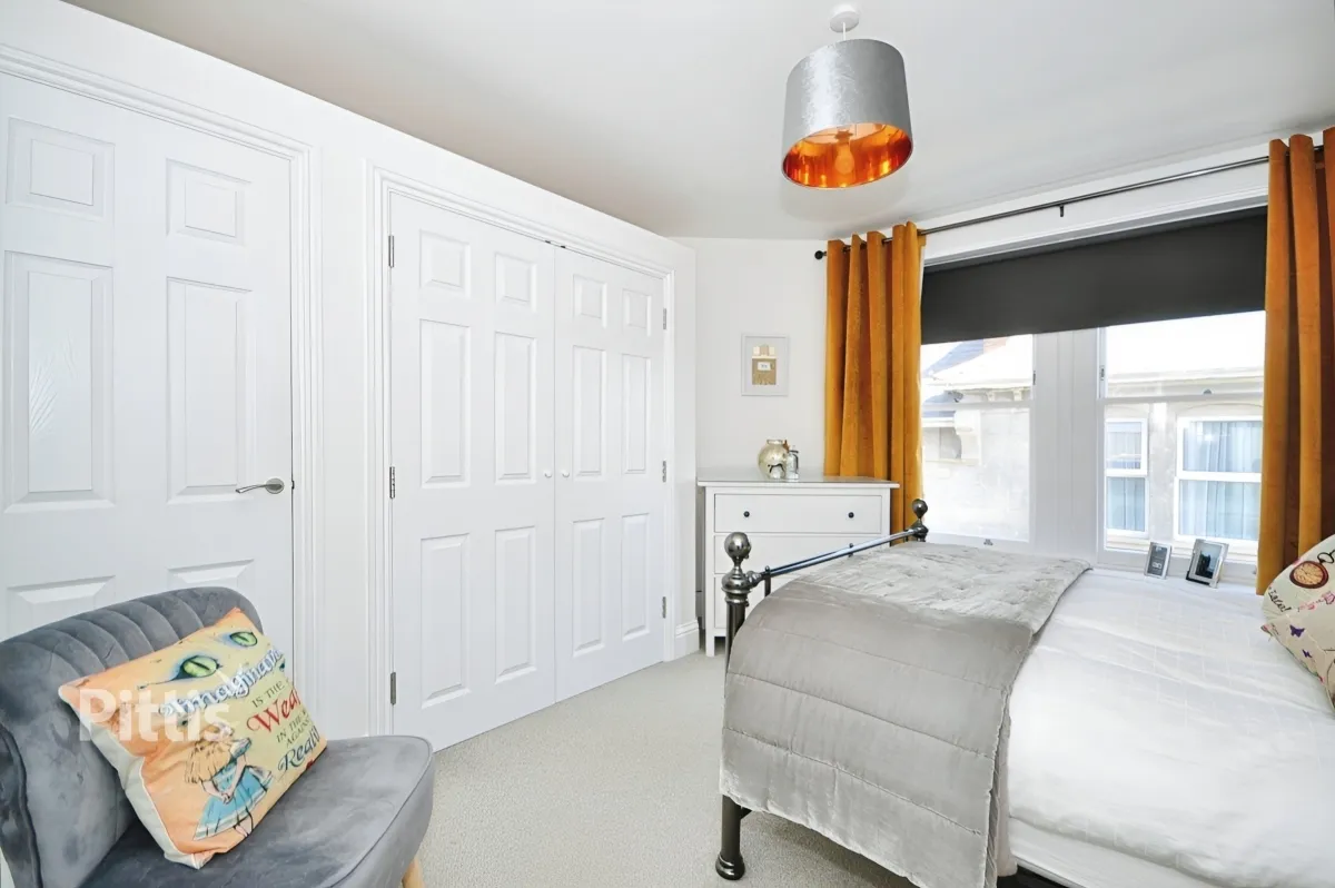 Albion Road, Sandown, PO36, photo 6