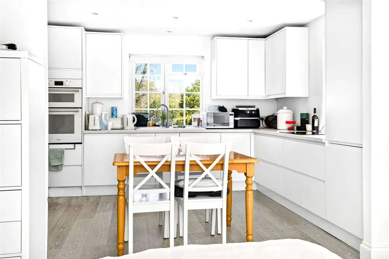 Church Road, High Beech, Loughton, Essex, IG10 4AJ, photo 5