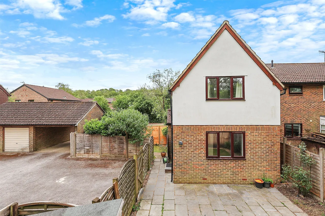 Elder Way, North Holmwood, RH5, photo 9