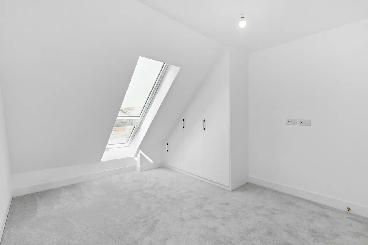 Ionic Apartments Bessborough, HA1, photo 10