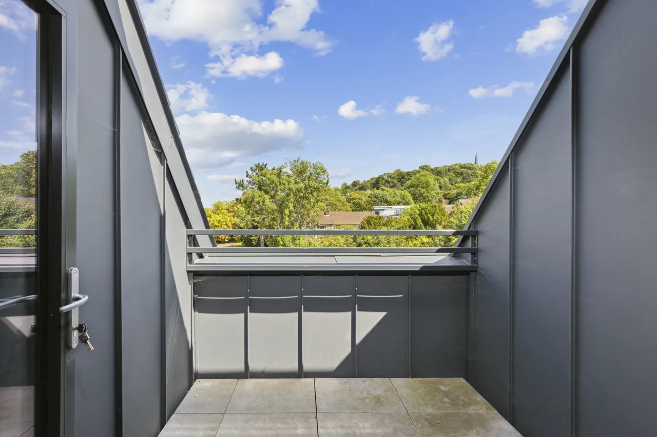 Ionic Apartments Bessborough, HA1, photo 12