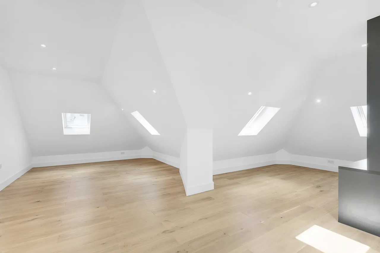 Ionic Apartments Bessborough, HA1, photo 6