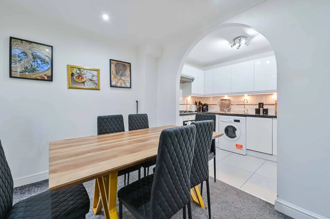4 Rutland Mews, London, photo 8