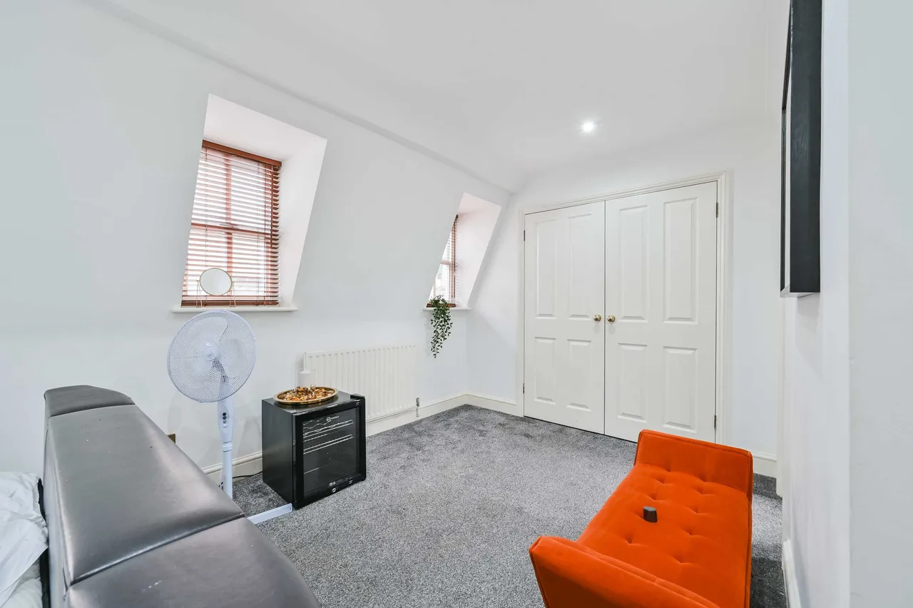 4 Rutland Mews, London, photo 12