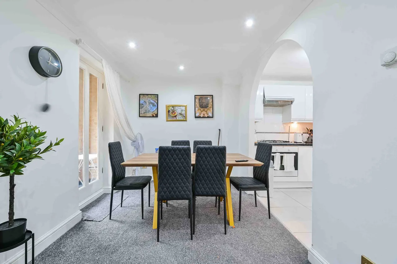 4 Rutland Mews, London, photo 9