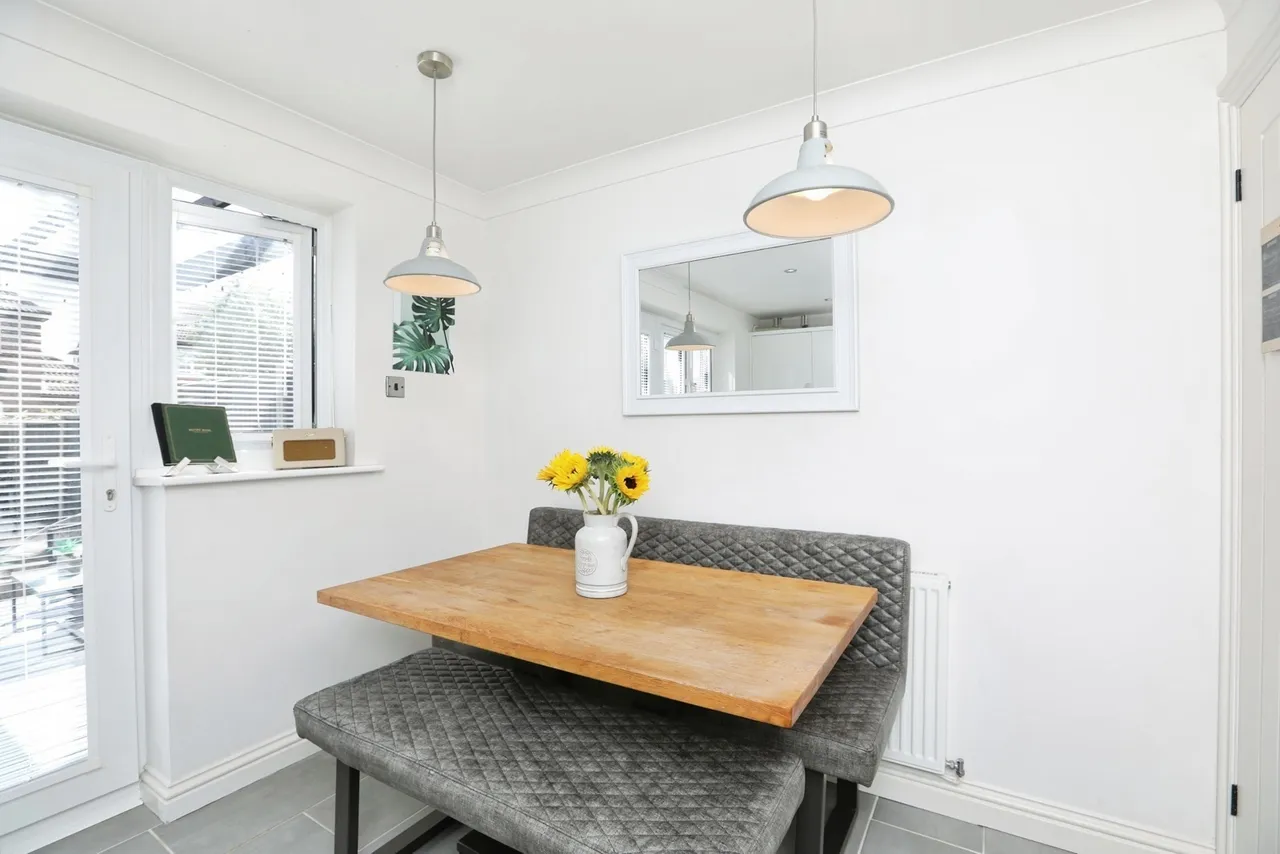Appleford Drive, Minster on Sea, ME12, photo 9