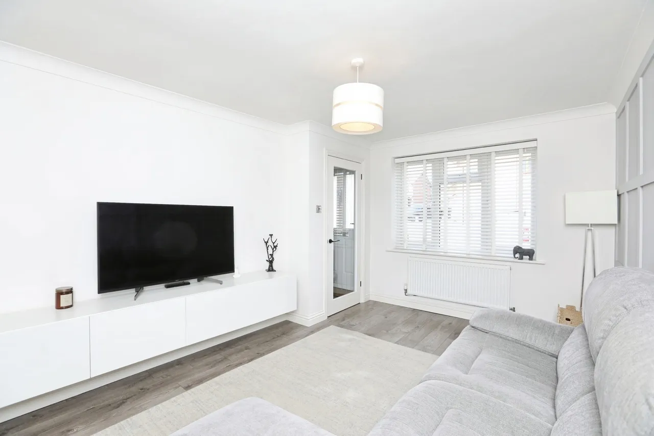 Appleford Drive, Minster on Sea, ME12, photo 6
