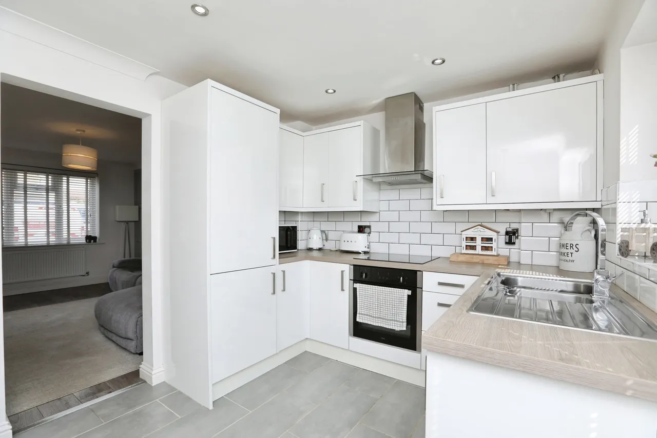 Appleford Drive, Minster on Sea, ME12, photo 7