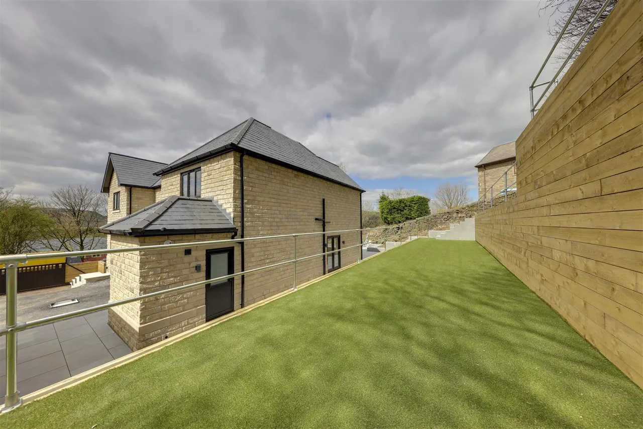 Highfield Park, Haslingden, photo 56