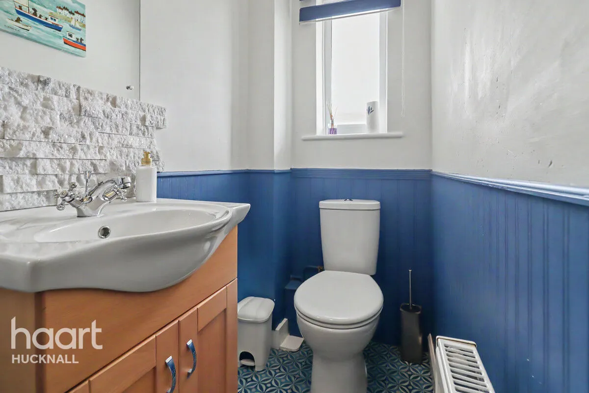Faraday Road, Mansfield, NG18, photo 7