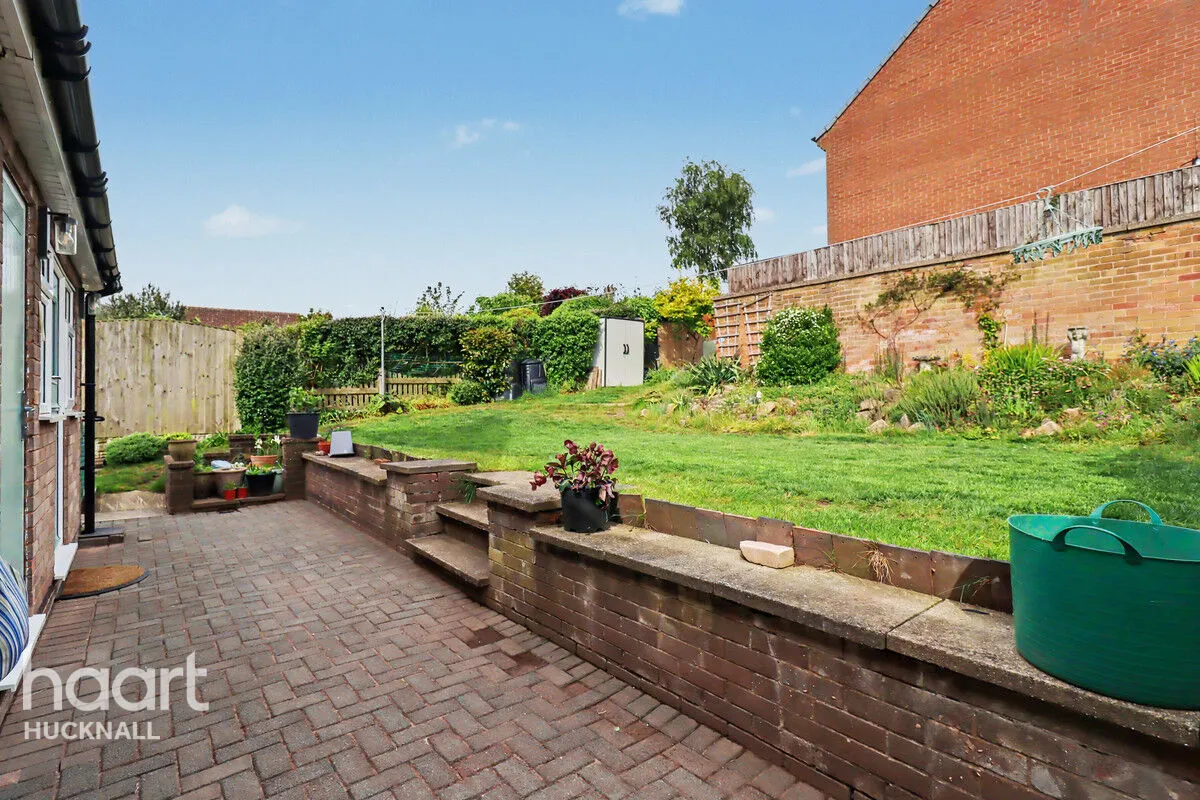 Faraday Road, Mansfield, NG18, photo 17