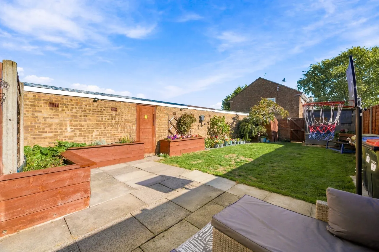 Magenta Close, Bletchley, MK2, photo 10