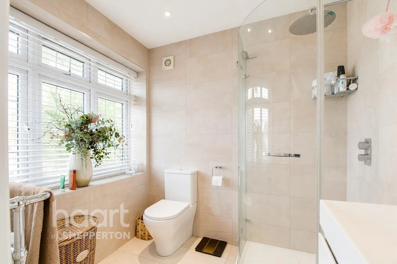 Marion Avenue, Shepperton, TW17, photo 8