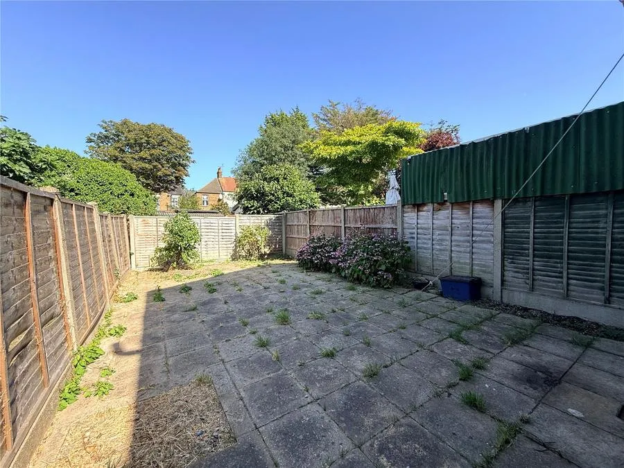 Gainsborough Drive, Westcliff-on-Sea, SS0, photo 5
