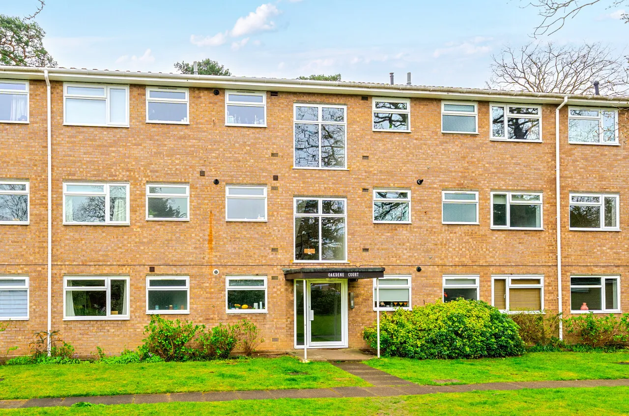 Oakdene Court, Walton-On-Thames, KT12, photo 19