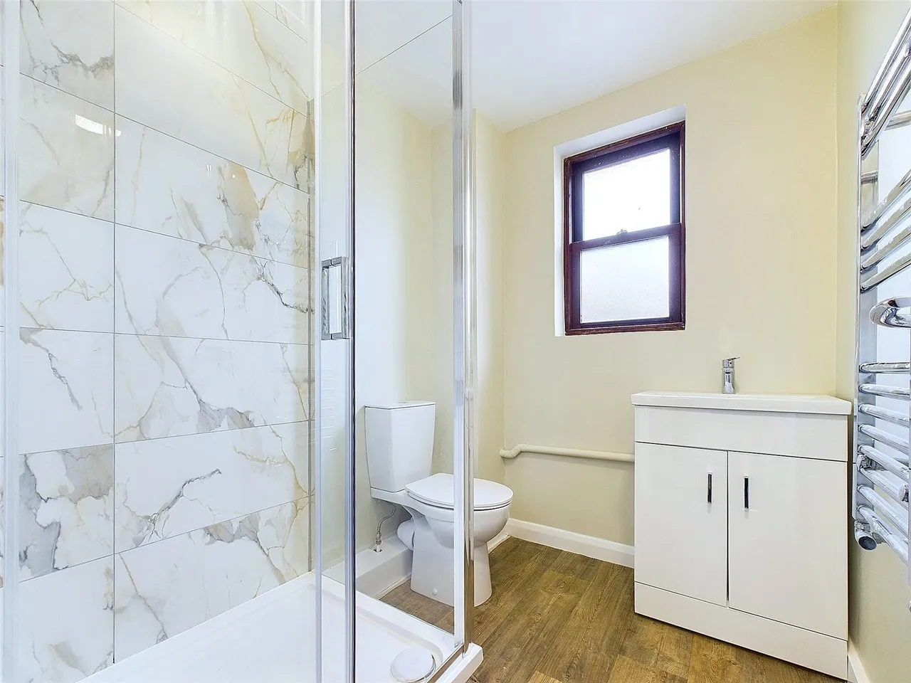 Station Road, Hampton, TW12, photo 6