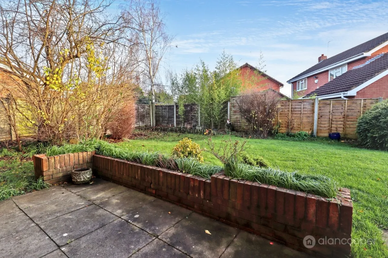 Tiverton Drive, Horeston Grange, CV11, photo 21