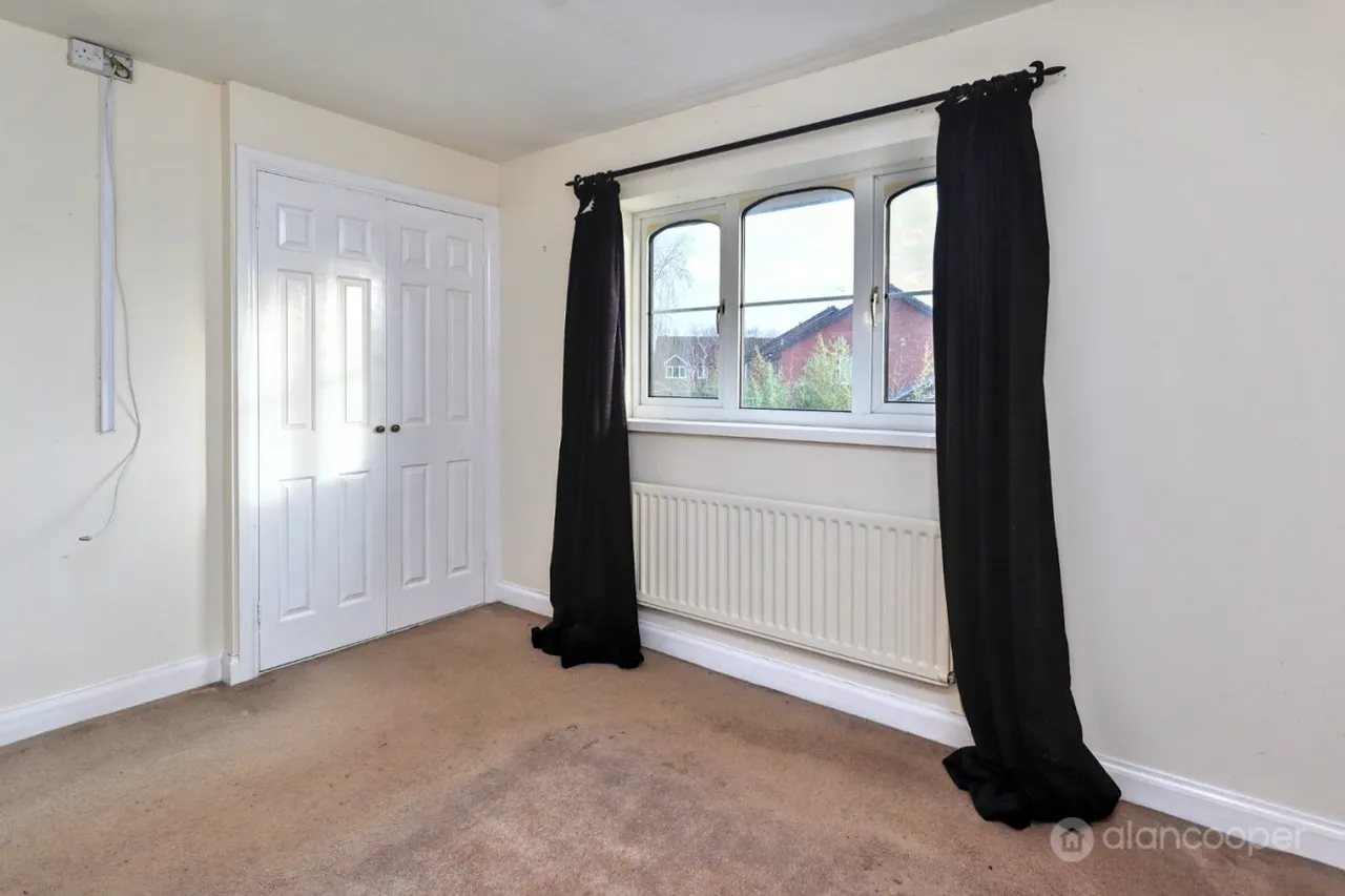 Tiverton Drive, Horeston Grange, CV11, photo 16