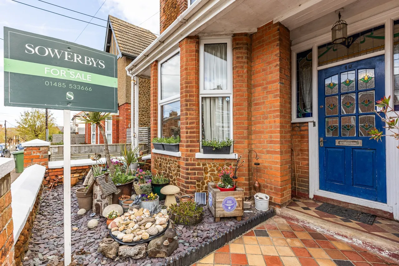 Victorian End-of-Terrace Property in, photo 15