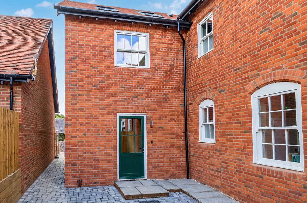Embley Lane, East Wellow, SO51, photo 8