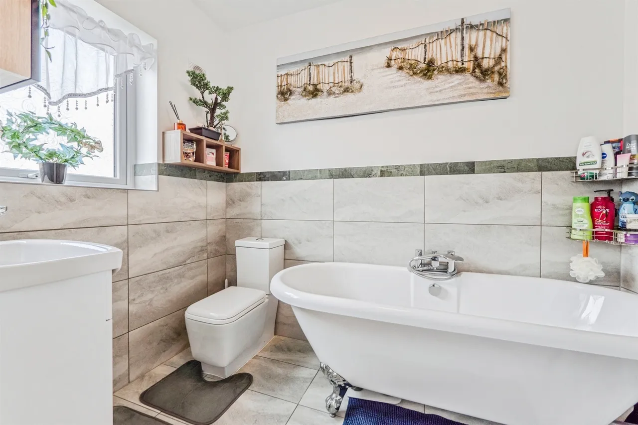 Llandudno Road, Rumney, CF3, photo 12