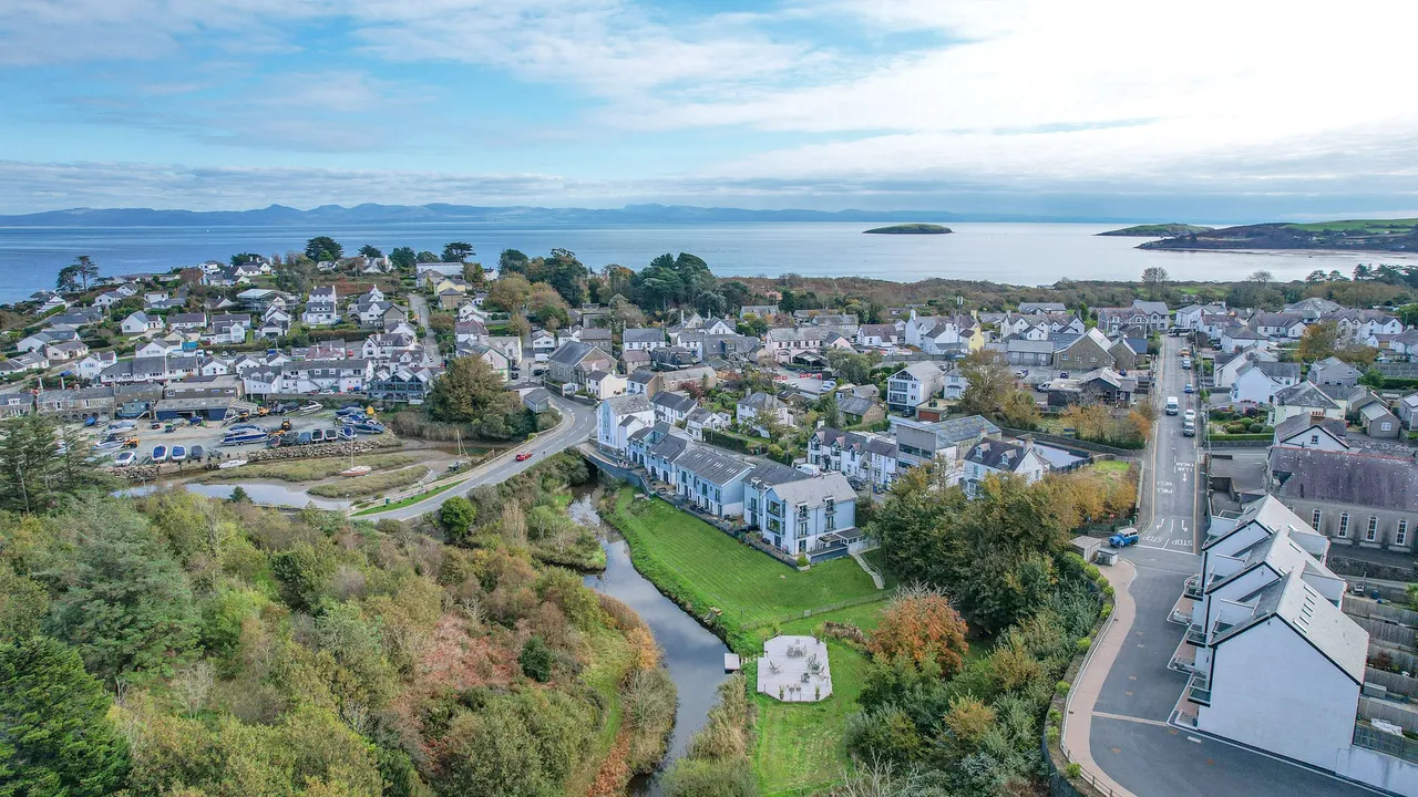 2b, Pen Y Bont, Abersoch, Pwllheli, Gwynedd, LL53 7HQ, photo 4