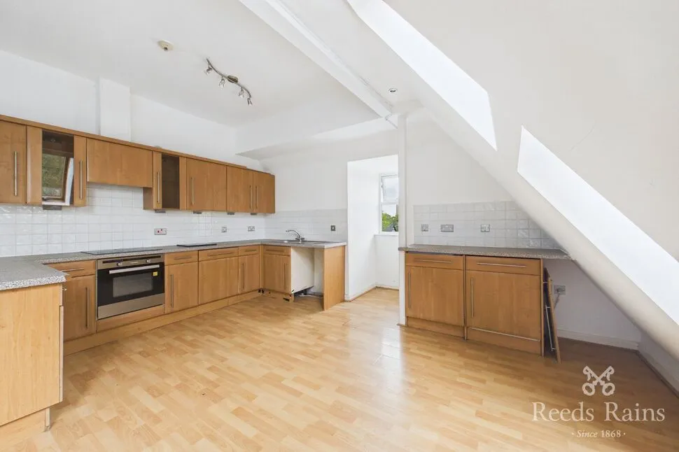Ash Lea Grange, 1 Half Edge Lane, Manchester, M30, photo 8