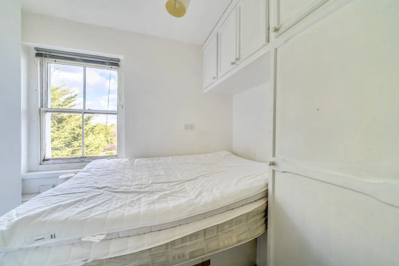 Kidbrooke Park Road, London, SE3, photo 12