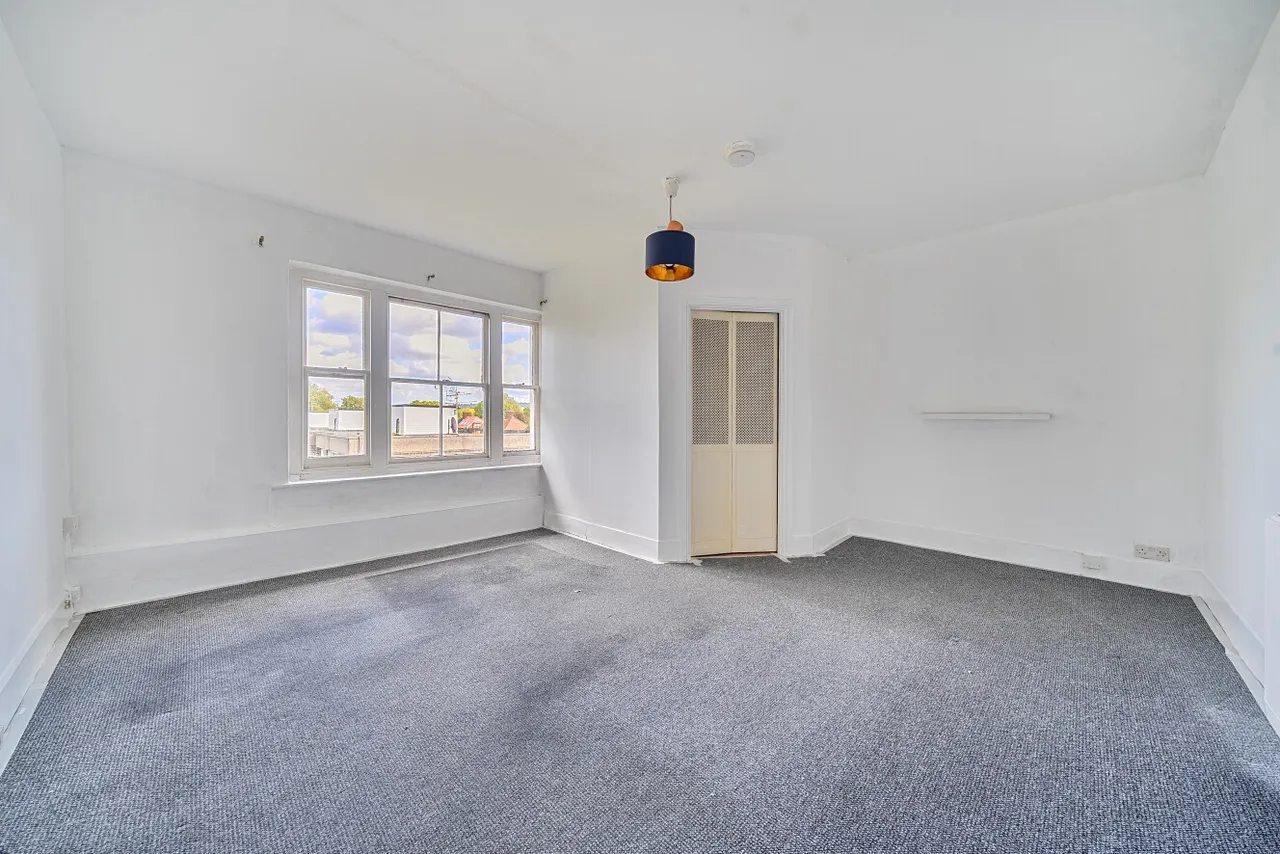 Kidbrooke Park Road, London, SE3, photo 4