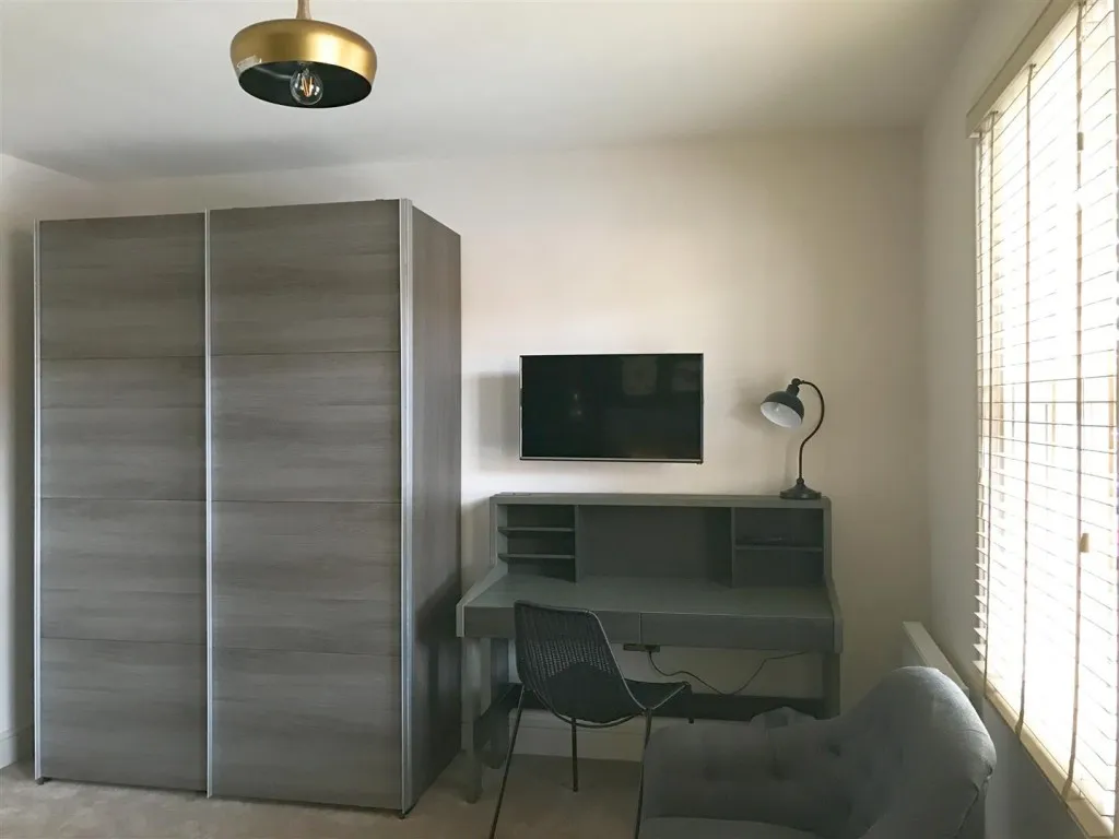 Caversham Road, Reading, photo 6