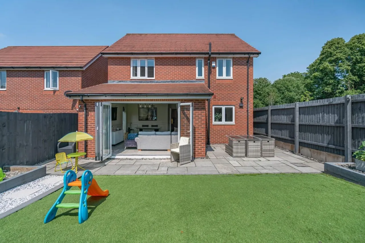 Church Vale, Worsley, M28, photo 26