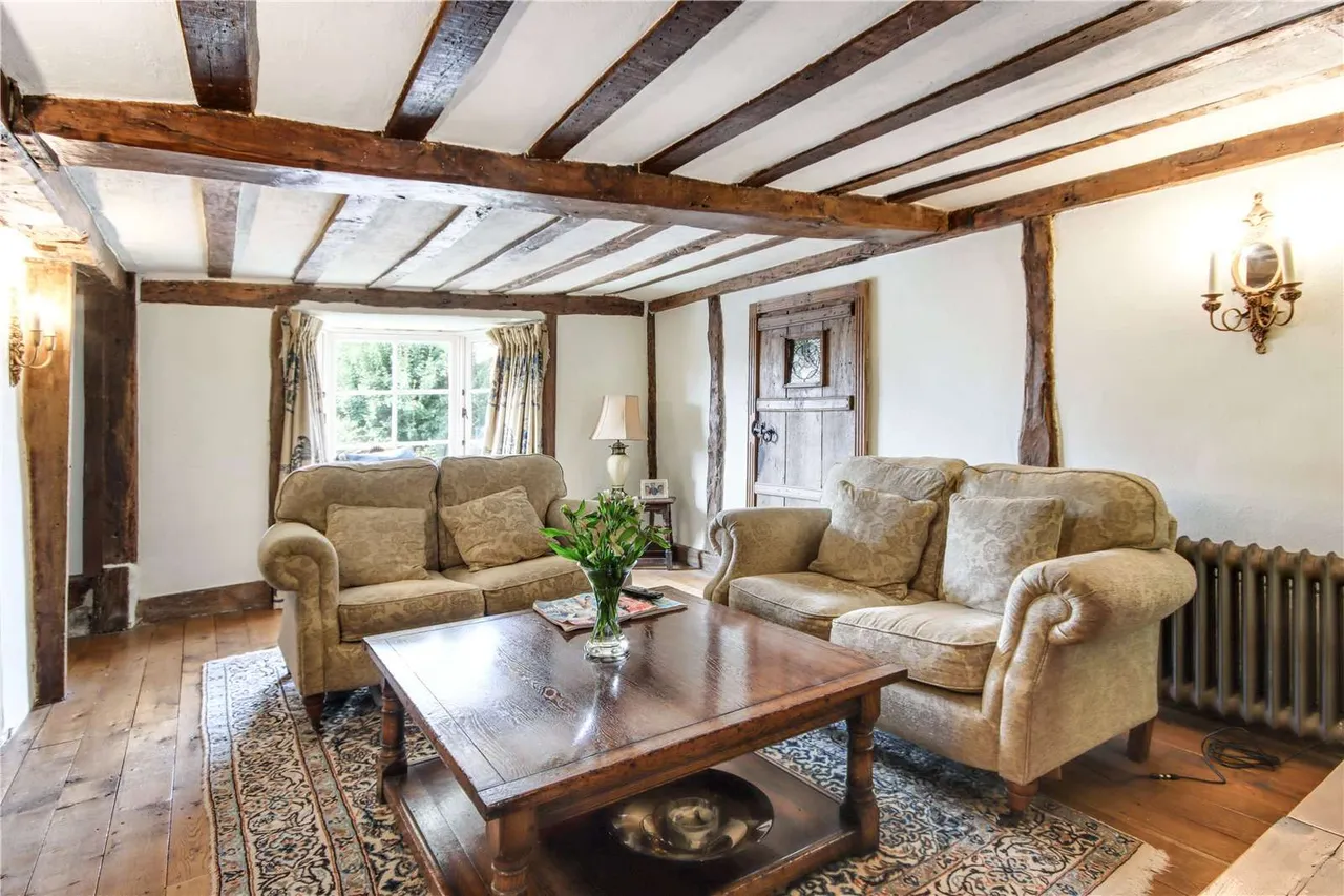 School Hill, Lamberhurst, Tunbridge Wells, Kent, TN3 8DQ, photo 4