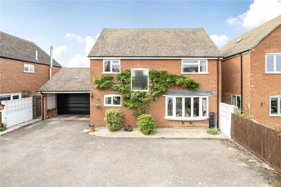 Bicester Road, Buckingham, MK18, photo 26