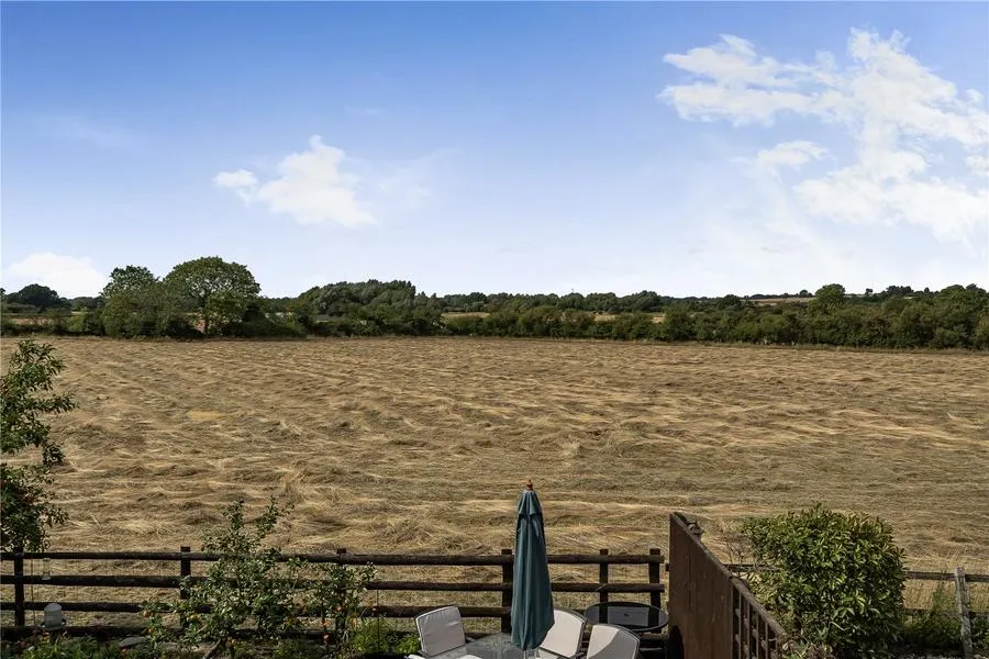 Bicester Road, Buckingham, MK18, photo 20