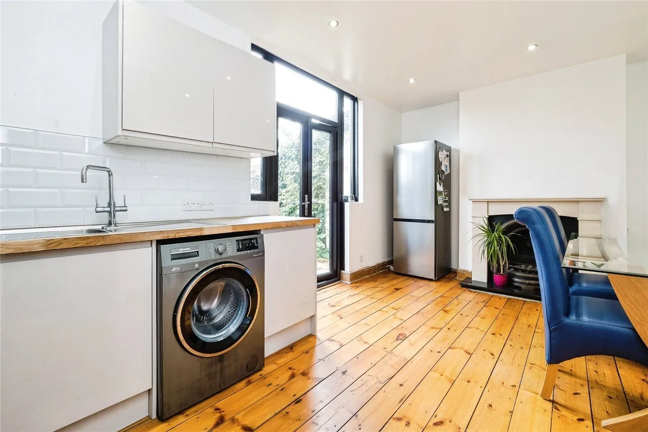 Marmion Avenue, London, E4, photo 6