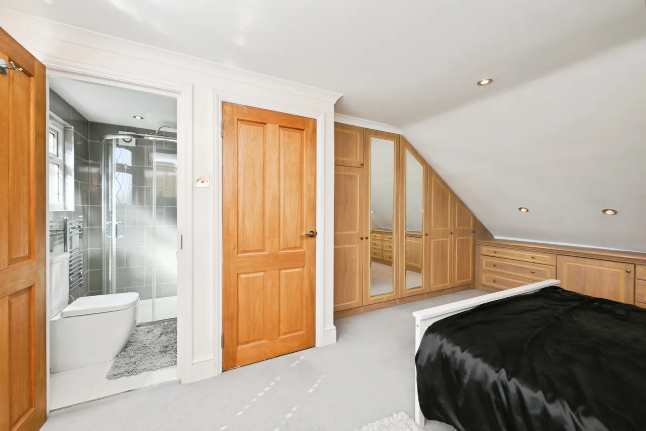 Southbury Road, Enfield, EN1, photo 24