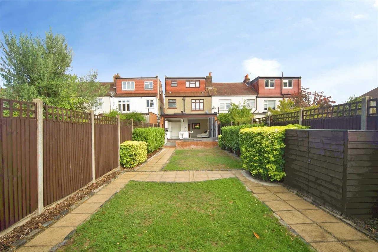 Southbury Road, Enfield, EN1, photo 30