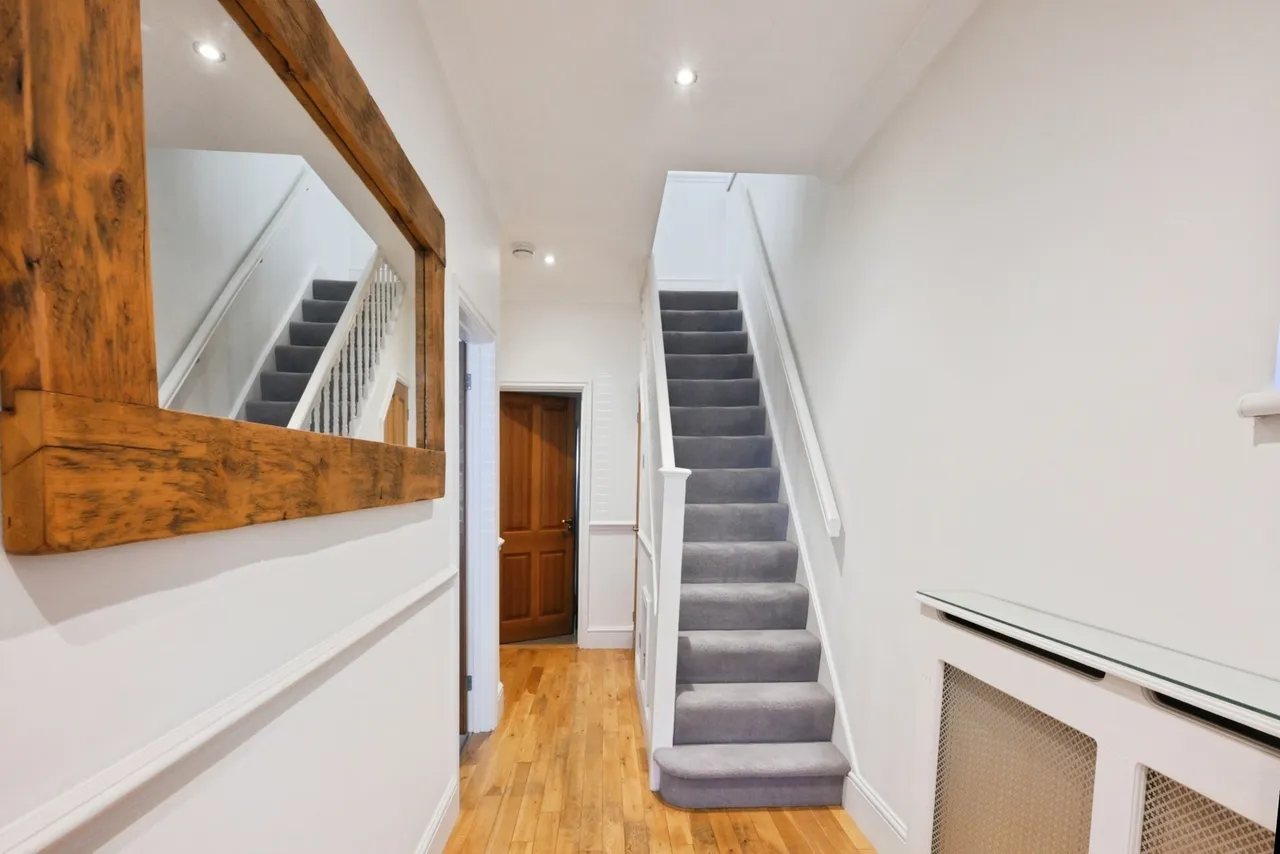 Southbury Road, Enfield, EN1, photo 3