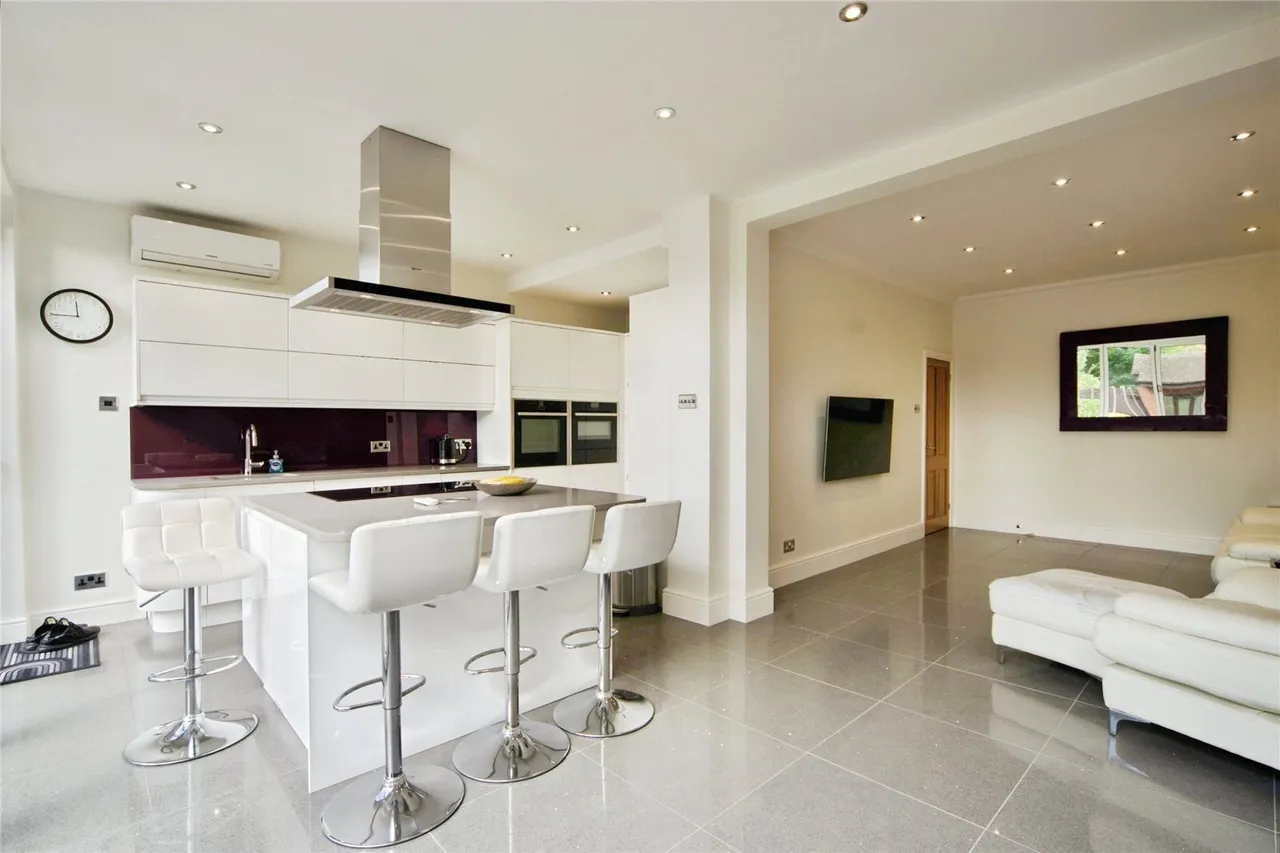 Southbury Road, Enfield, EN1, photo 10