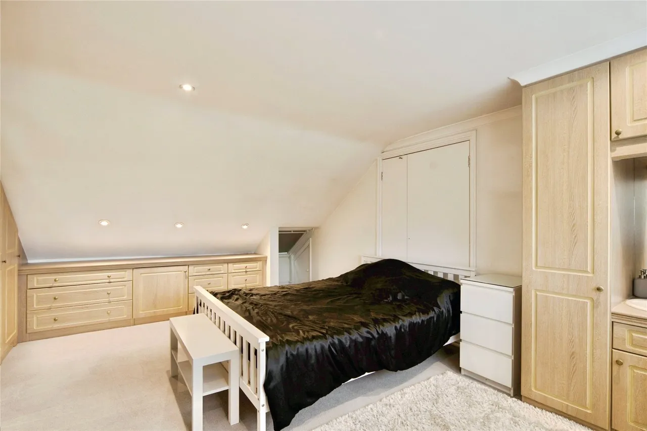 Southbury Road, Enfield, EN1, photo 25